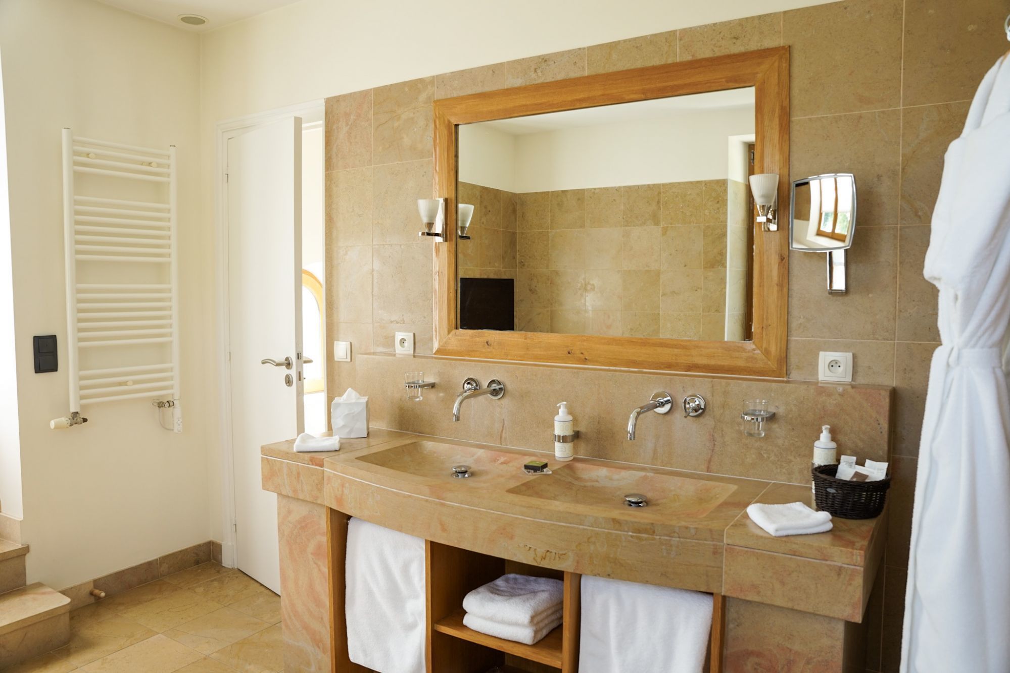 Hostellerie de Levernois &copy;Maison Kalos